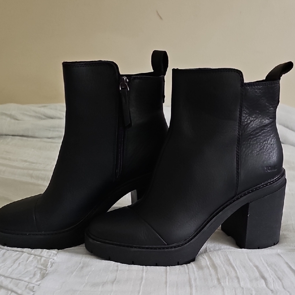 Women's Black Ankle Boots